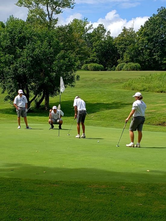 Boy’s Golf | SCHS Cards